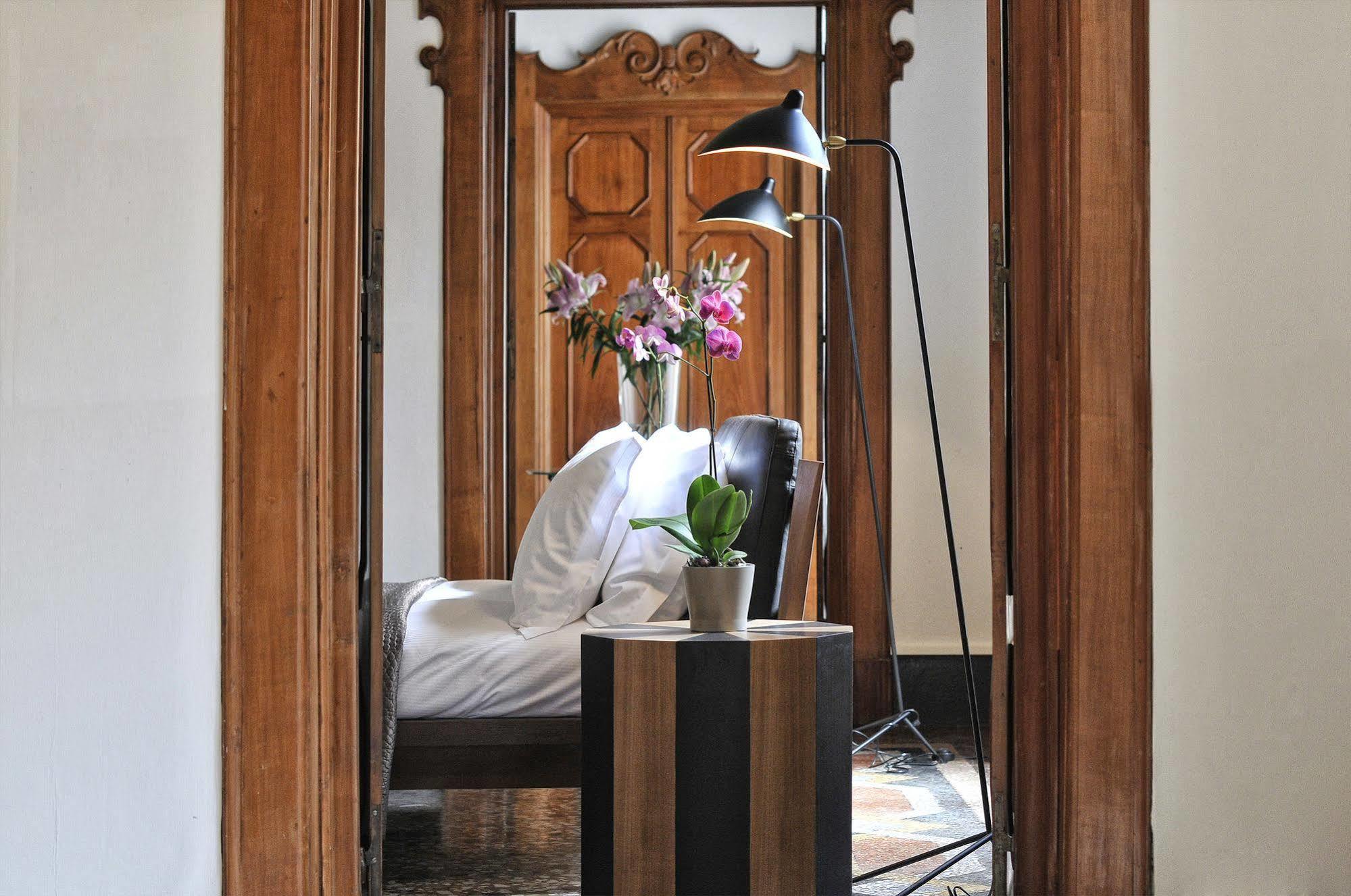 B&B Farini 26 Bologna Bagian luar foto