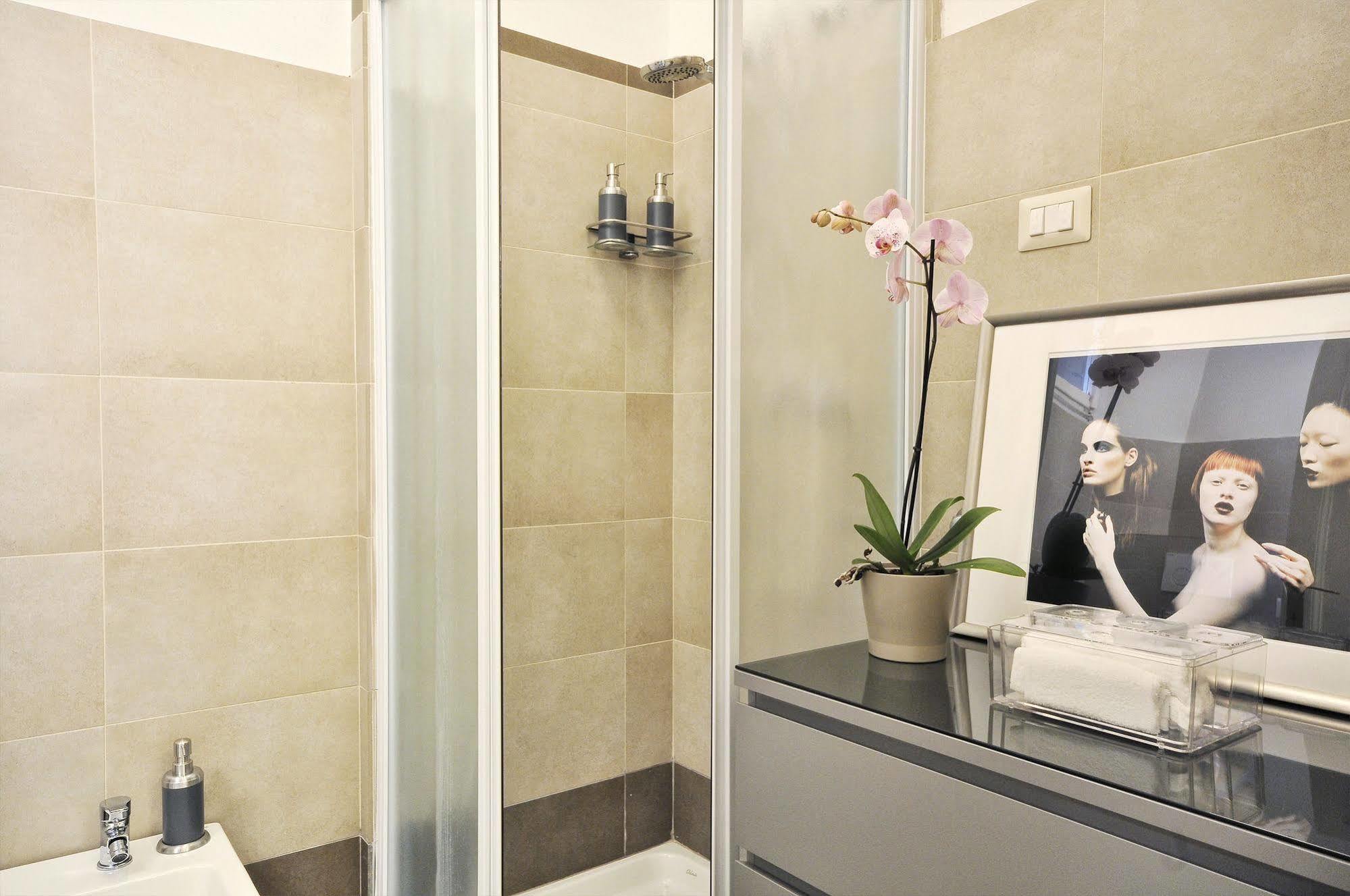 B&B Farini 26 Bologna Bagian luar foto